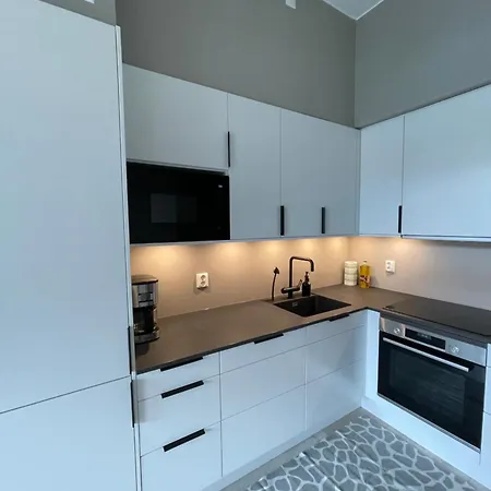 Minimalist Luxury By The Sea Apartmán